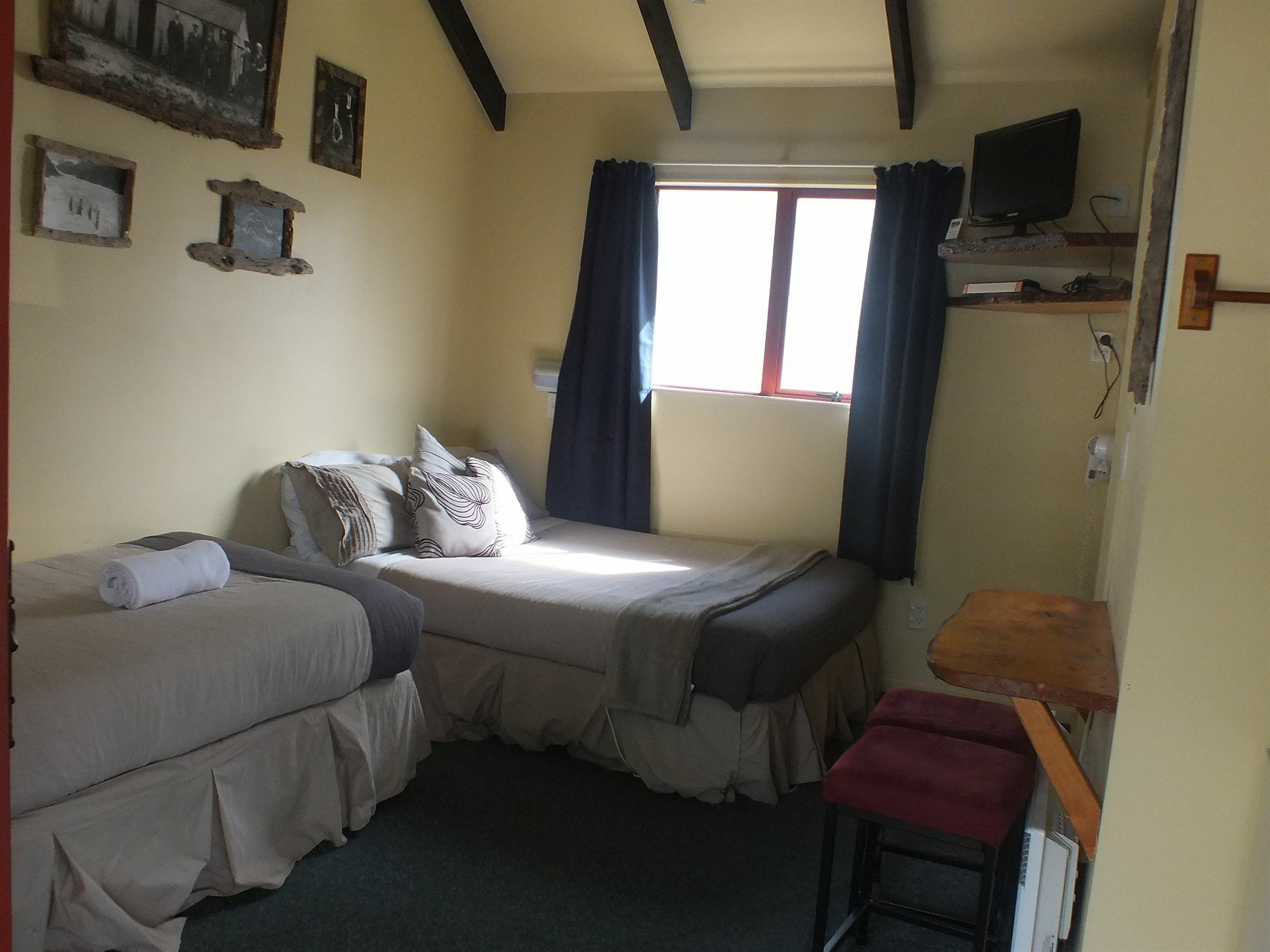 Glow Worm Accommodation Franz Josef Exterior photo
